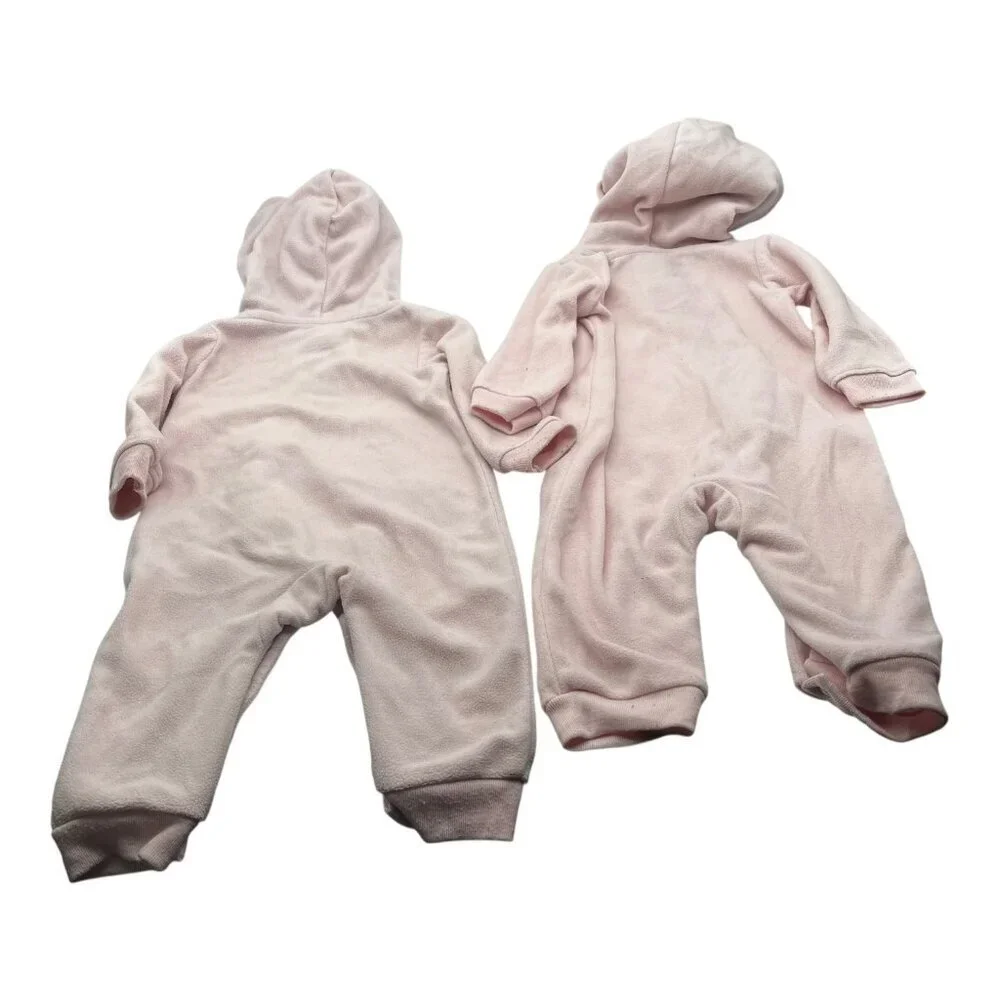 Lot Of 2 Carter’s Baby Hooded Fleece One‎ Piece 6-9M Heart Pink Floral Pocket